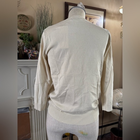 Fame on Central Meli Basic Crew Sweater in Ivory size M - Picture 13 of 15